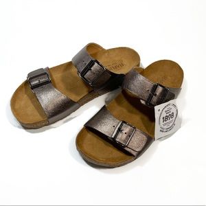NWOB Haflinger Metallic Birkie Style Sandals 39